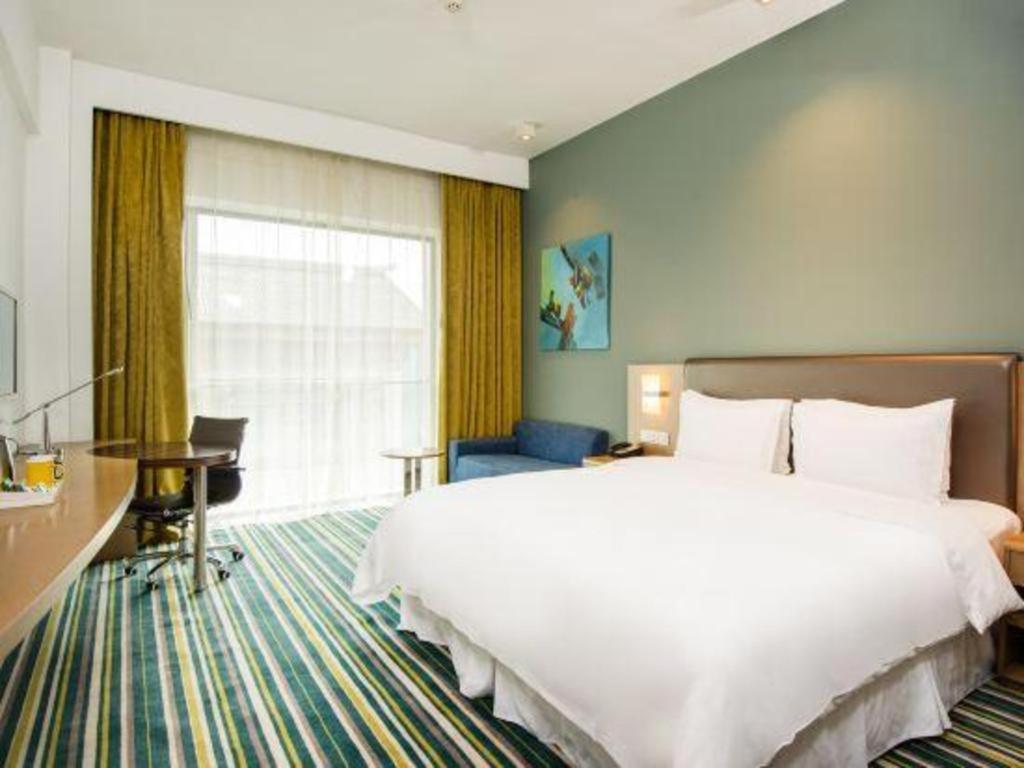 Holiday Inn Express Dujiangyan Ancient City Екстериор снимка