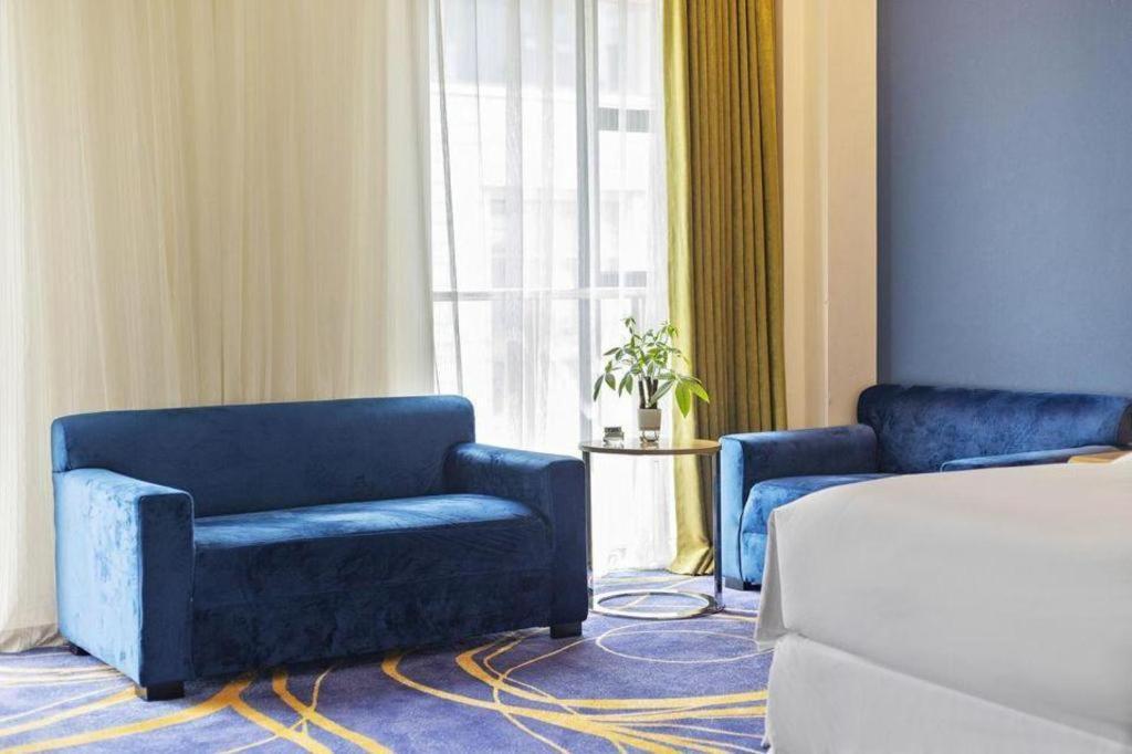 Holiday Inn Express Dujiangyan Ancient City Екстериор снимка