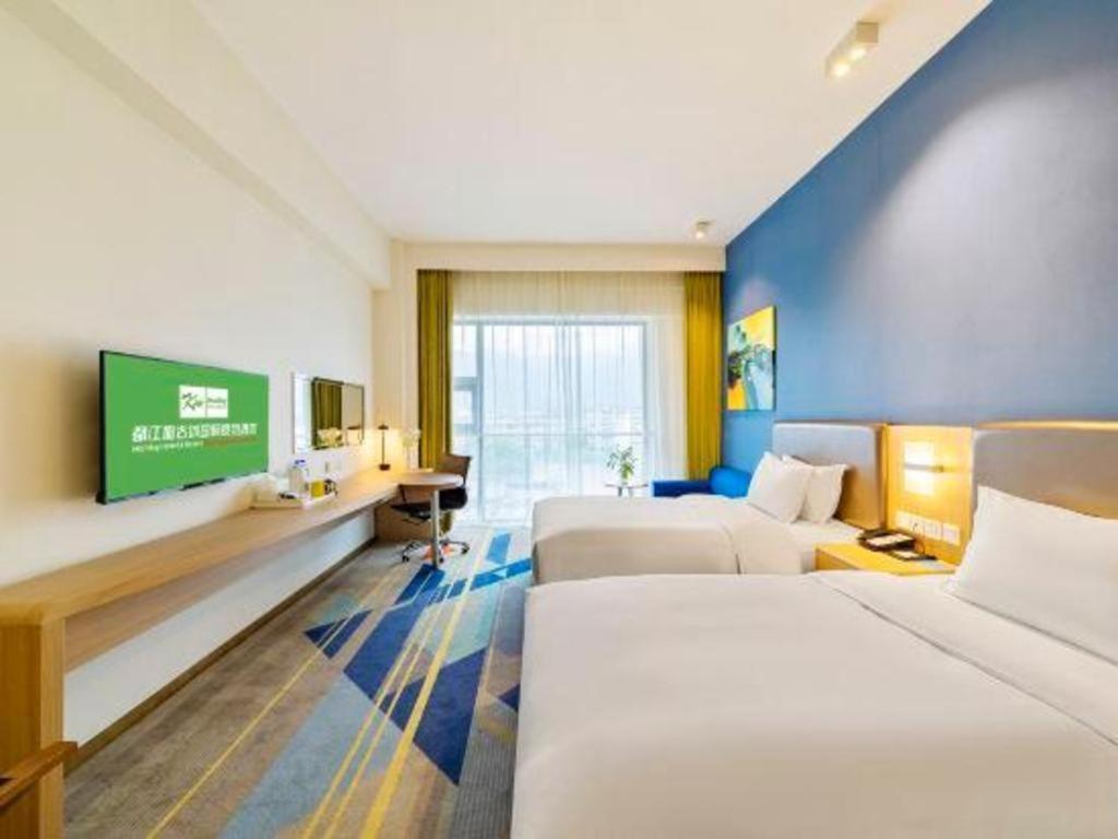 Holiday Inn Express Dujiangyan Ancient City Екстериор снимка