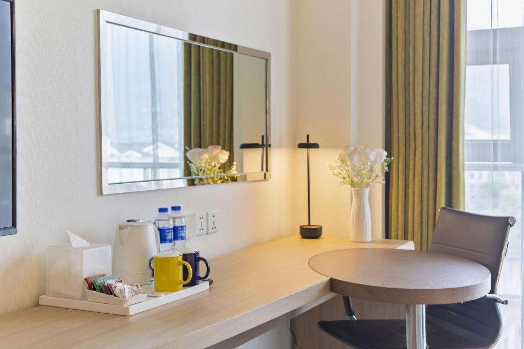 Holiday Inn Express Dujiangyan Ancient City Екстериор снимка